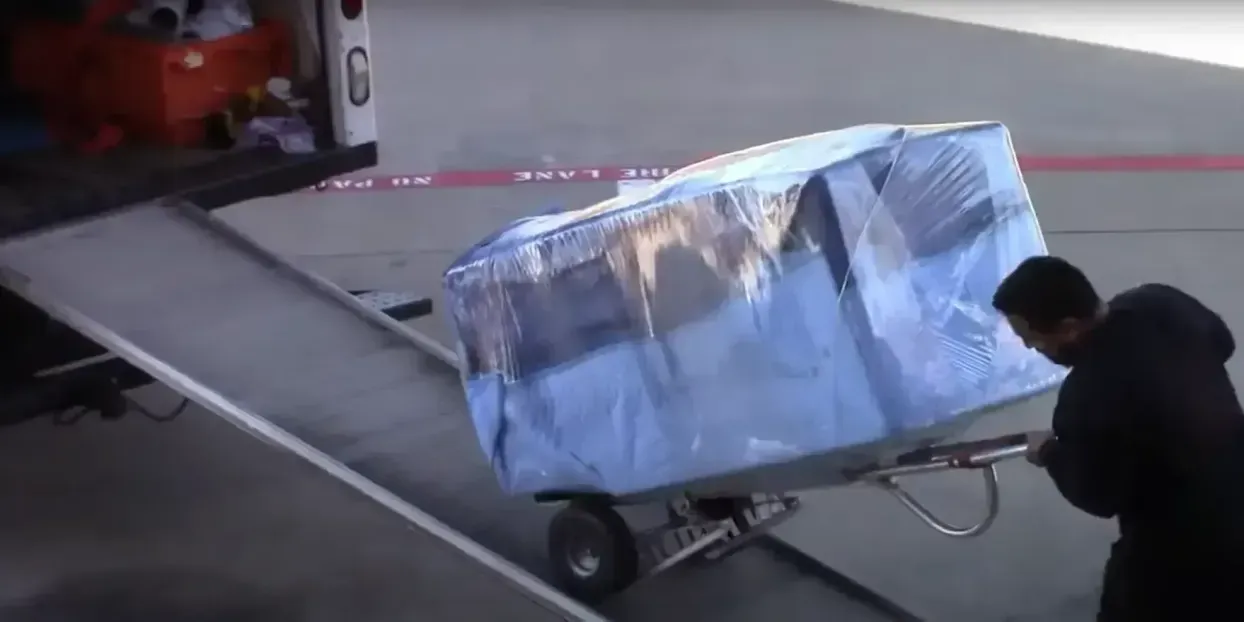 Packing delicate items